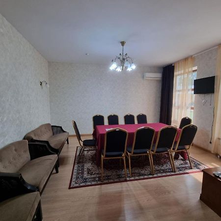 Green Land Hotel Актобе Екстериор снимка
