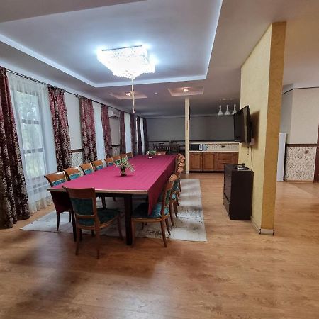 Green Land Hotel Актобе Екстериор снимка