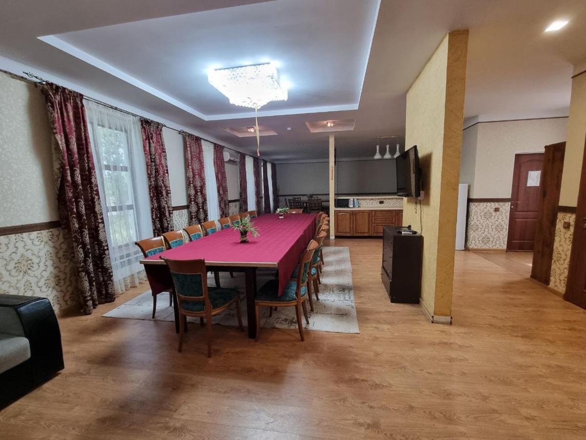 Green Land Hotel Актобе Екстериор снимка
