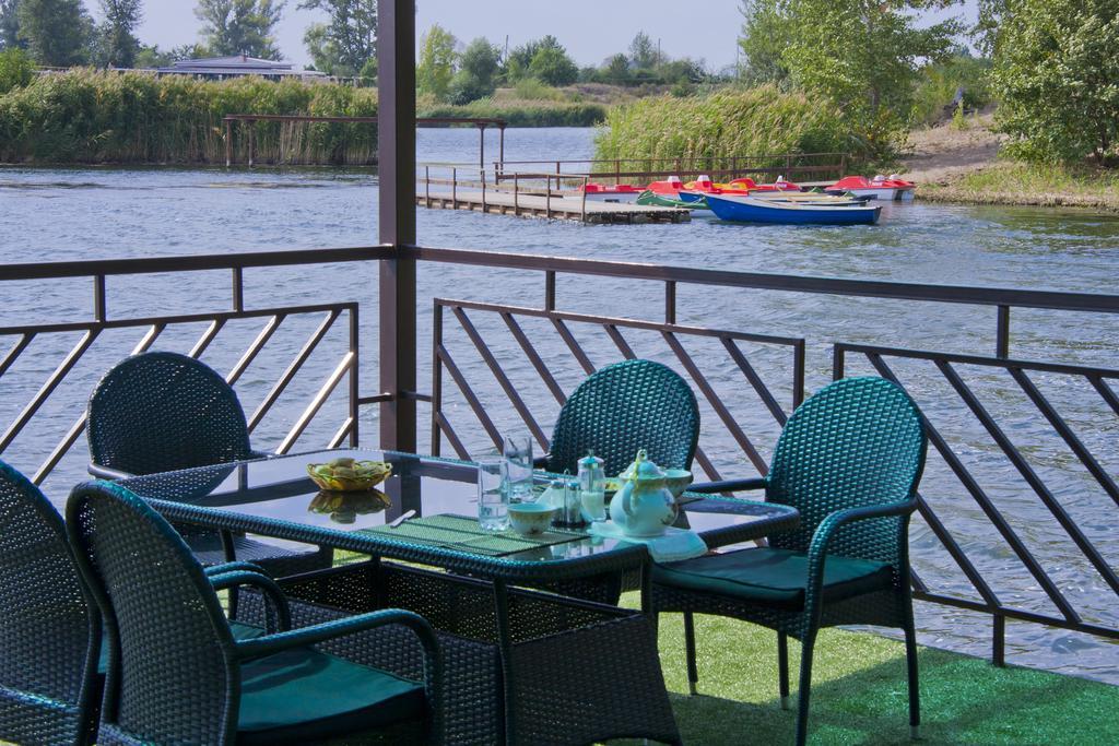 Green Land Hotel Актобе Екстериор снимка